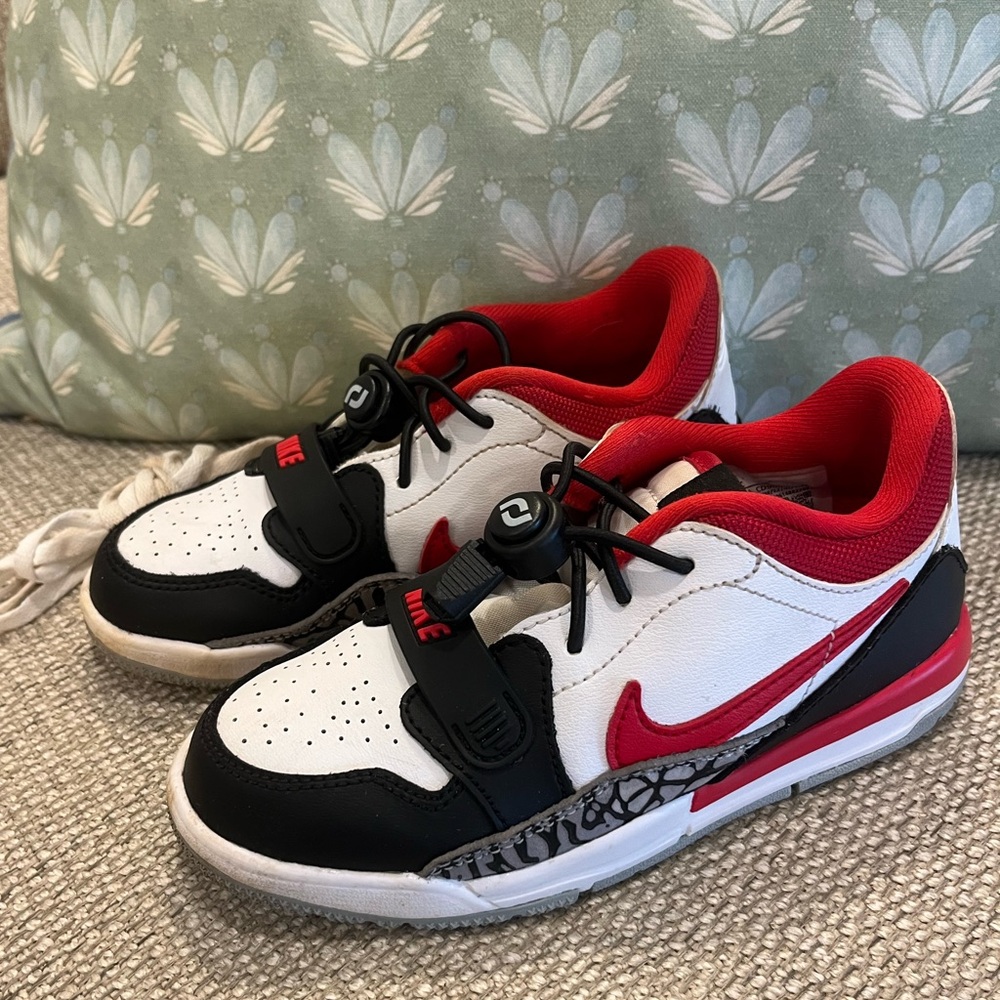 Jordan Legacy 312 Low - Boys Preschool Size 12